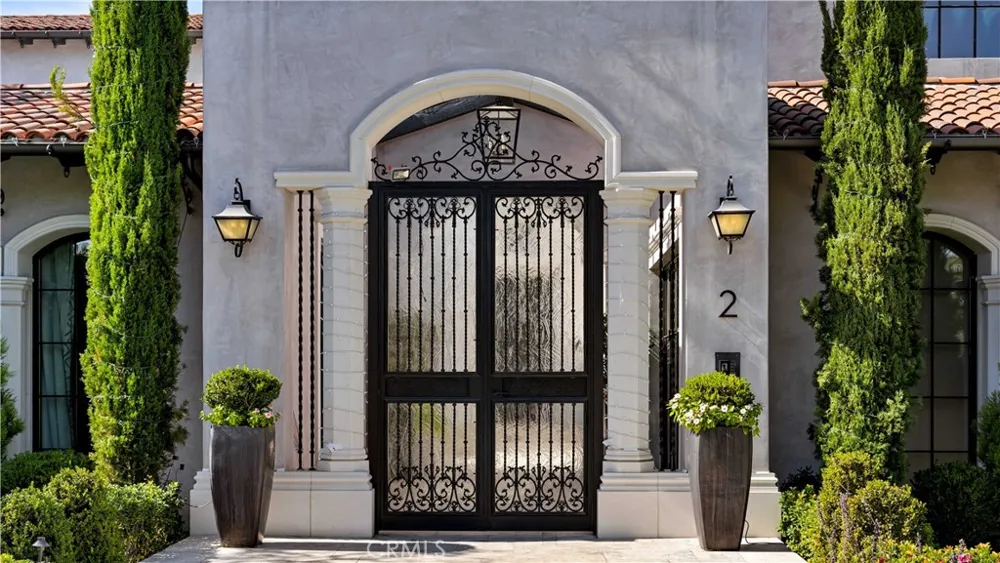 2 Thomas Road Ladera Ranch, CA 92694