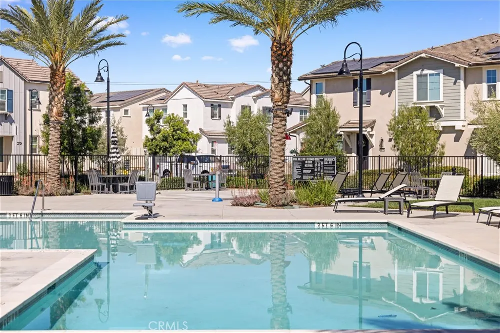 4056 E Peony Paseo #16 Ontario, CA 91761