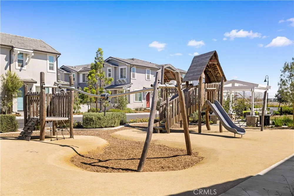 4056 E Peony Paseo #16 Ontario, CA 91761