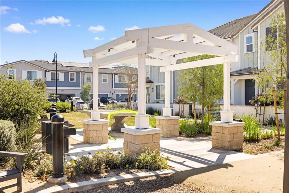 4056 E Peony Paseo #16 Ontario, CA 91761