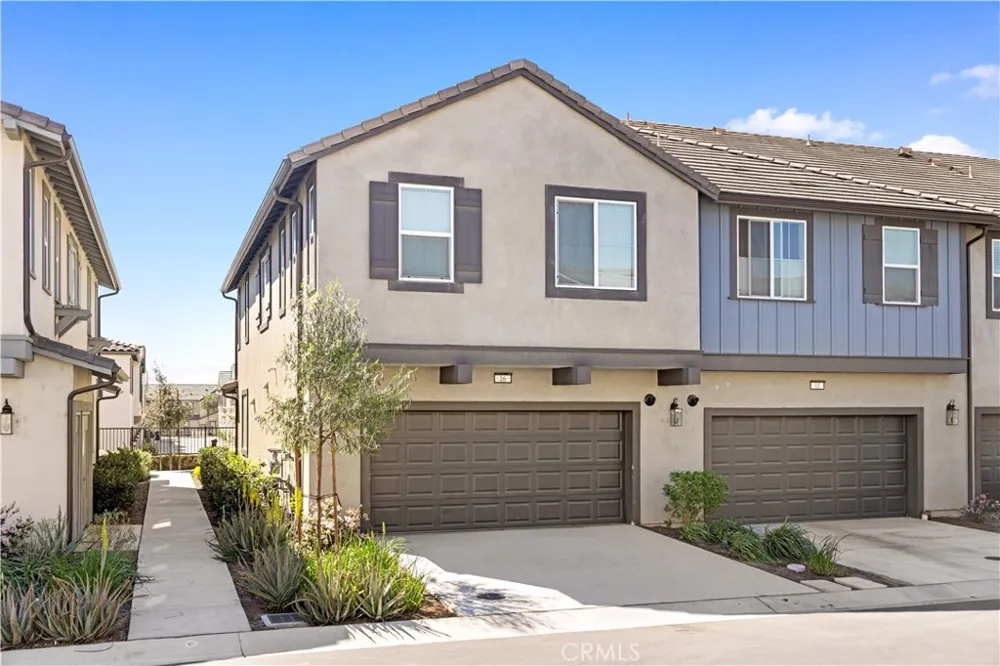 4056 E Peony Paseo #16 Ontario, CA 91761
