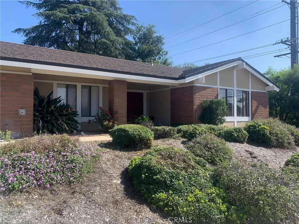 2114 Forbes Claremont, CA 91711