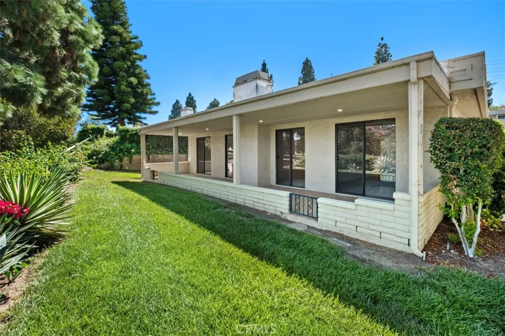 5581 Via Dicha #B Laguna Woods, CA 92637