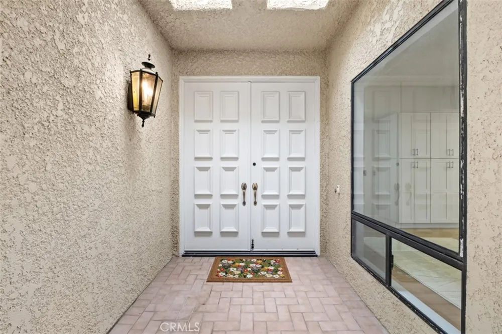 5581 Via Dicha #B Laguna Woods, CA 92637