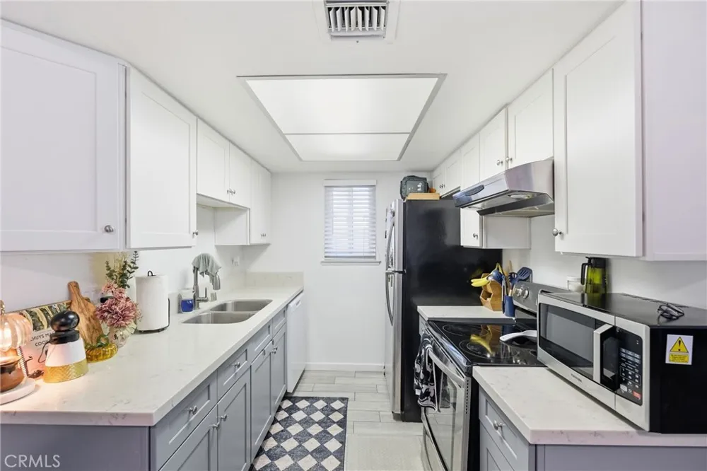 1328 Primrose Street #4 Upland, CA 91786