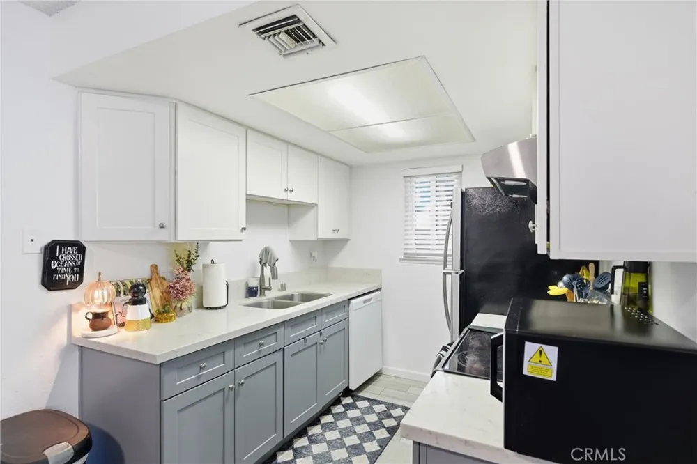 1328 Primrose Street #4 Upland, CA 91786