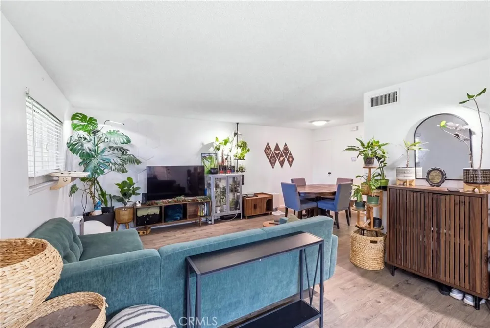 1328 Primrose Street #4 Upland, CA 91786