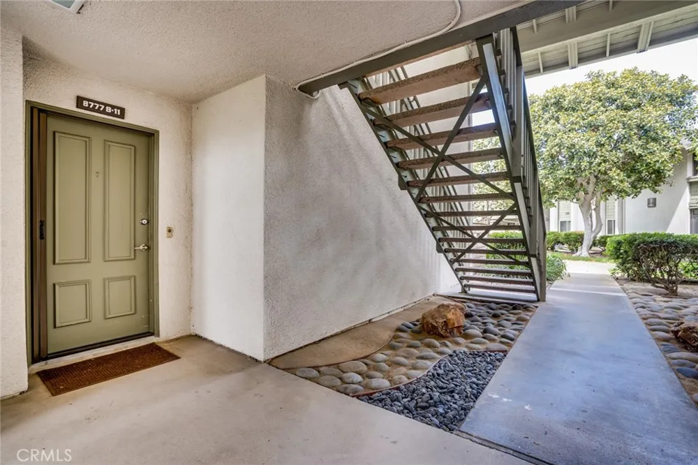 8777 Coral Springs Court #11B Huntington Beach, CA 92646