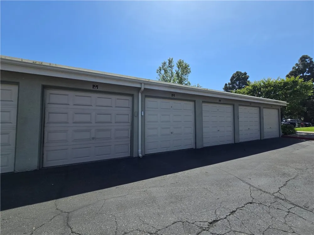 8777 Coral Springs Court #11B Huntington Beach, CA 92646