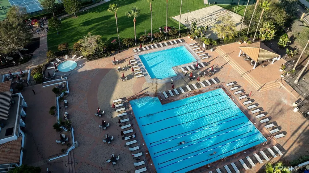 28645 Via Pasatiempo Laguna Niguel, CA 92677