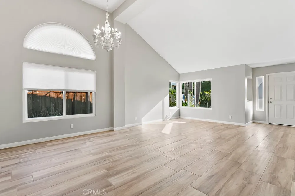 28645 Via Pasatiempo Laguna Niguel, CA 92677