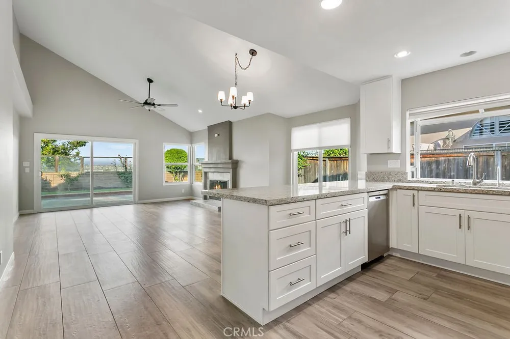 28645 Via Pasatiempo Laguna Niguel, CA 92677