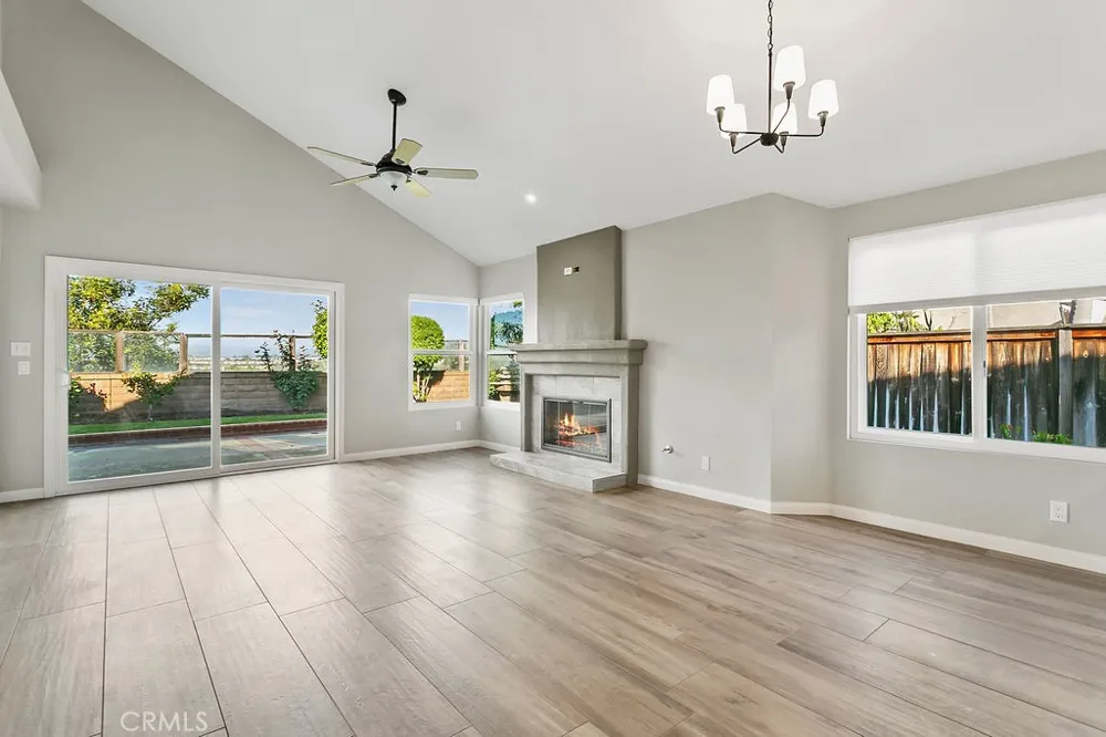 28645 Via Pasatiempo Laguna Niguel, CA 92677