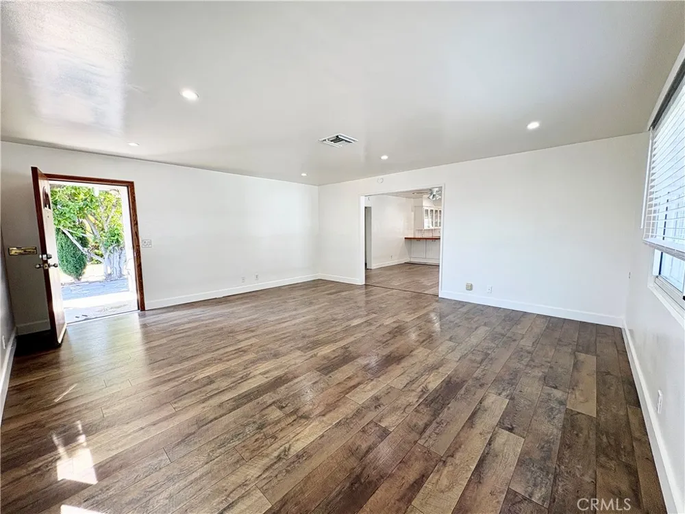 319 E Park Ontario, CA 91761