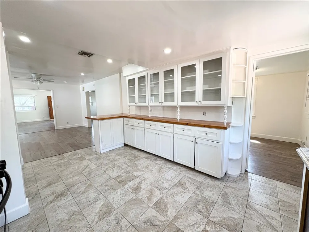 319 E Park Ontario, CA 91761