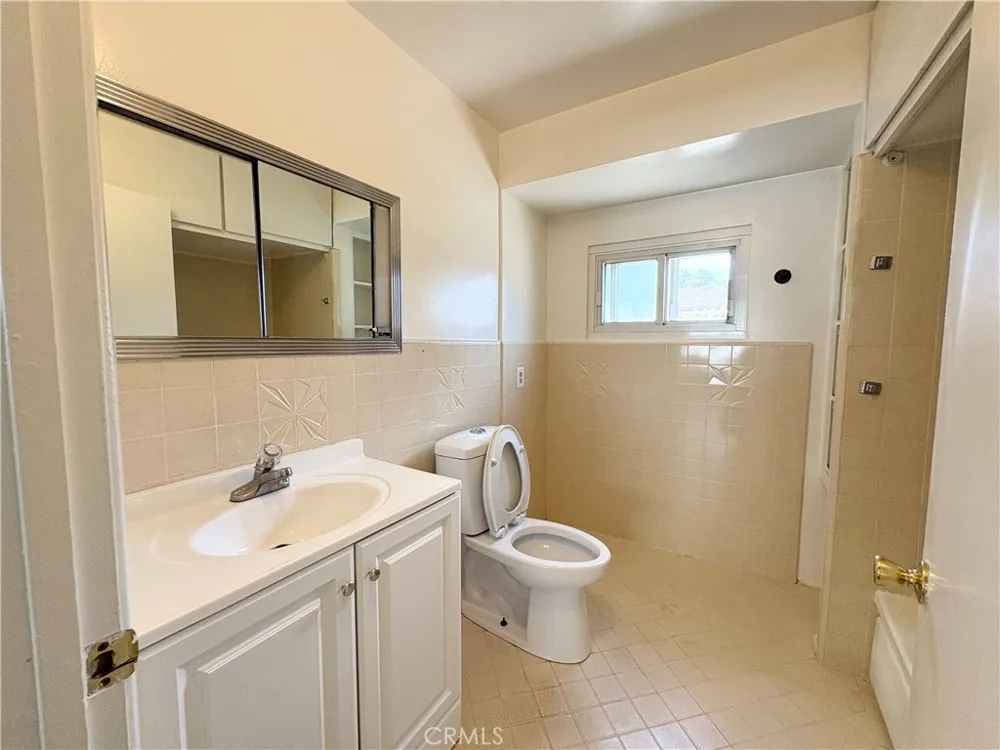 319 E Park Ontario, CA 91761