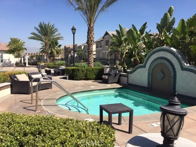 6105 Rosewood Way Eastvale, CA 92880
