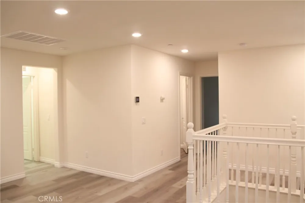6105 Rosewood Way Eastvale, CA 92880