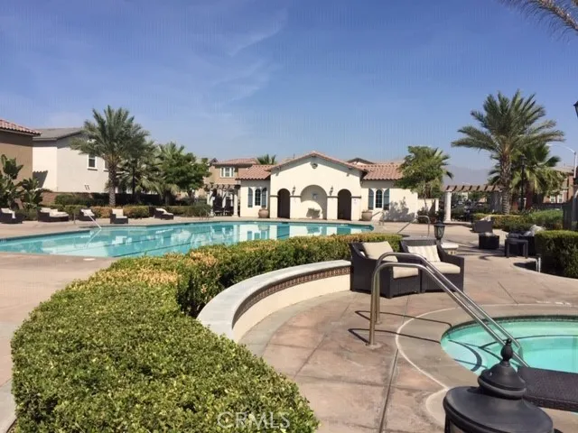 6105 Rosewood Way Eastvale, CA 92880
