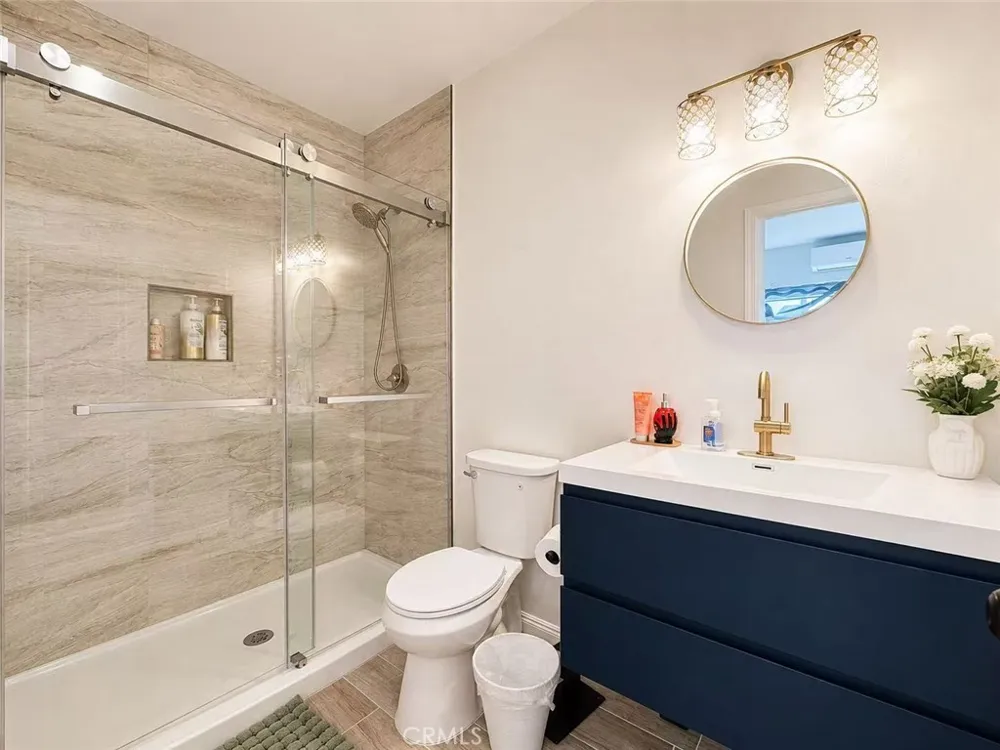 559 E Juanita #B Glendora, CA 91740