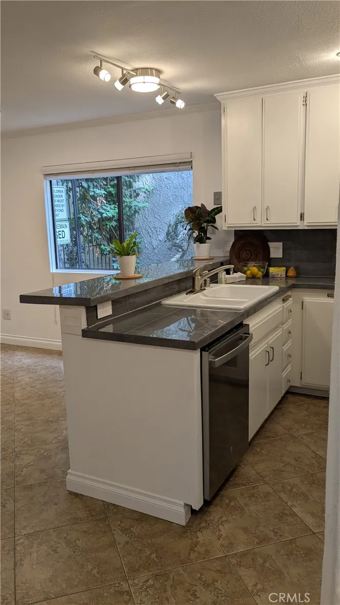 4900 E Chapman #48 Orange, CA 92869