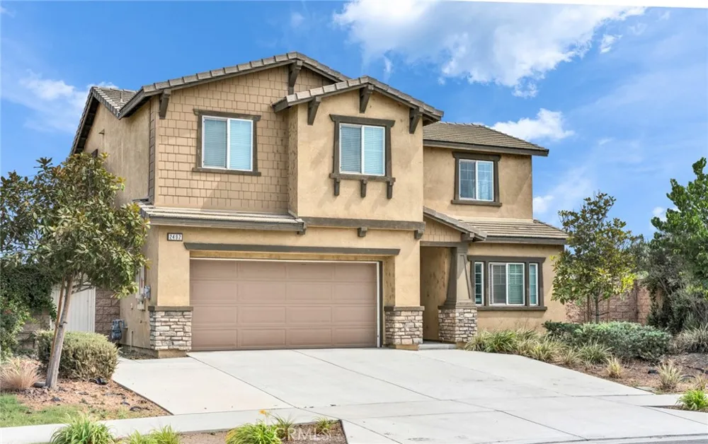 2492 E Williamsburg Ontario, CA 91761