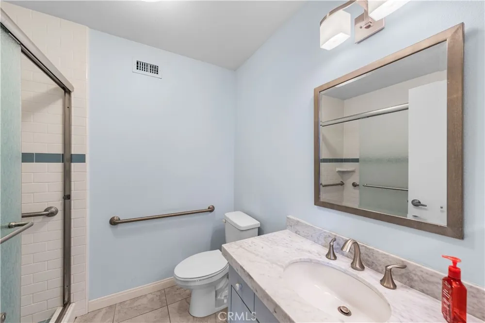 2580 Robinhood Orange, CA 92867