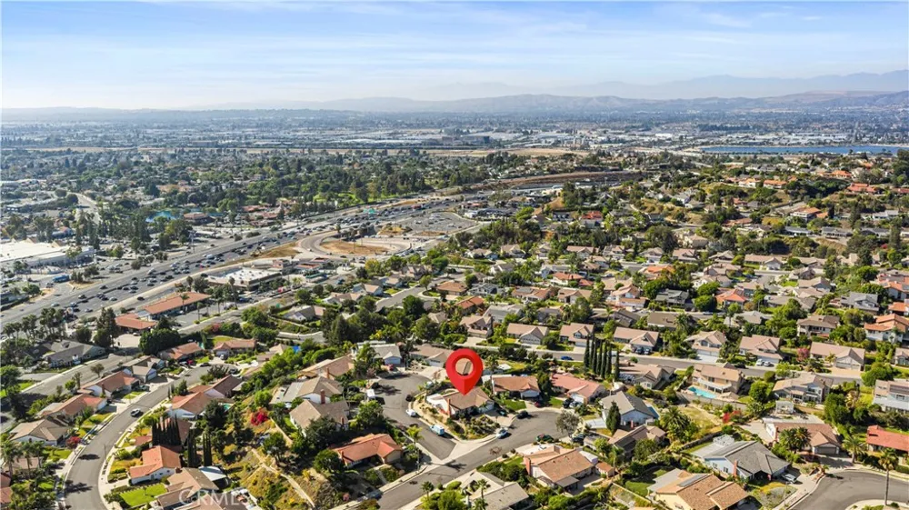 2580 Robinhood Orange, CA 92867