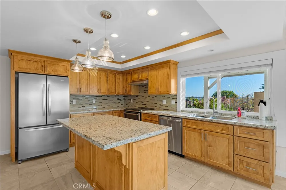 2580 Robinhood Orange, CA 92867