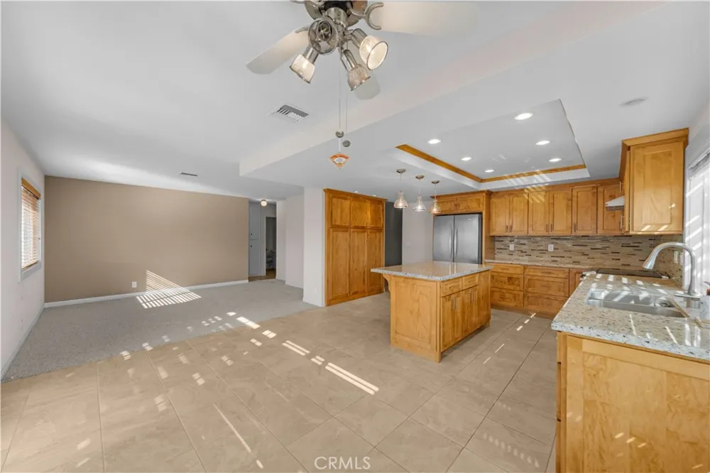 2580 Robinhood Orange, CA 92867