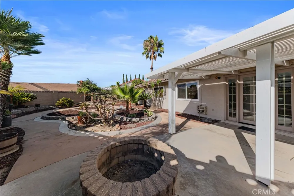 2580 Robinhood Orange, CA 92867