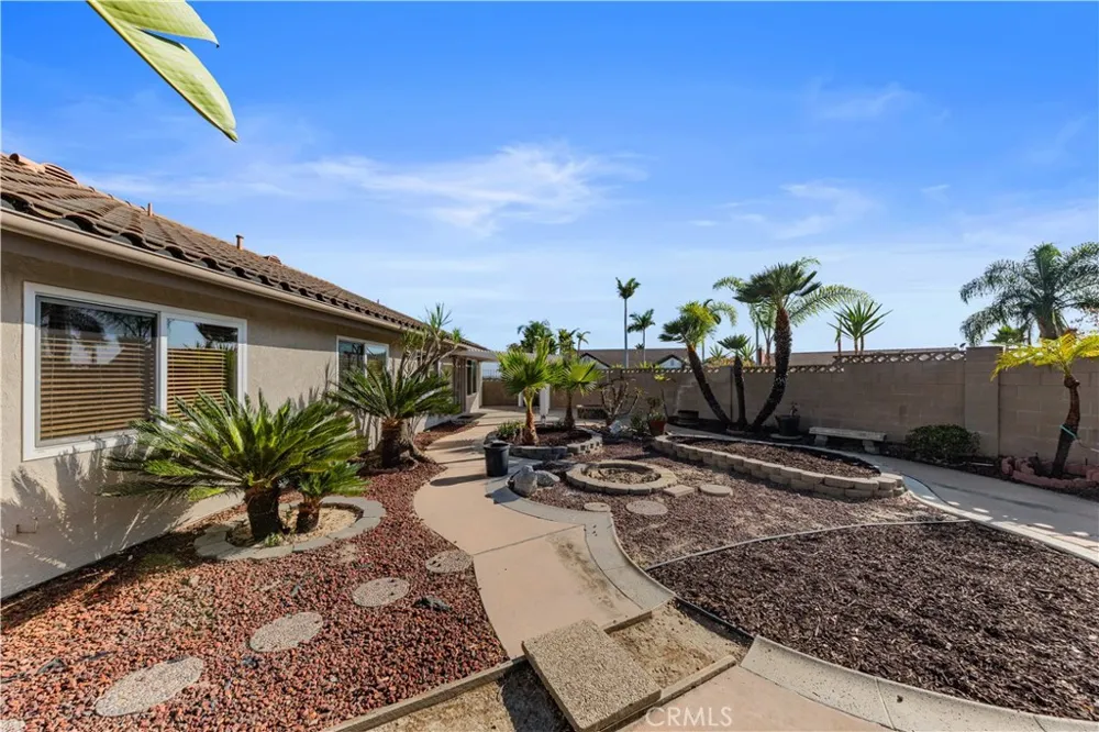 2580 Robinhood Orange, CA 92867