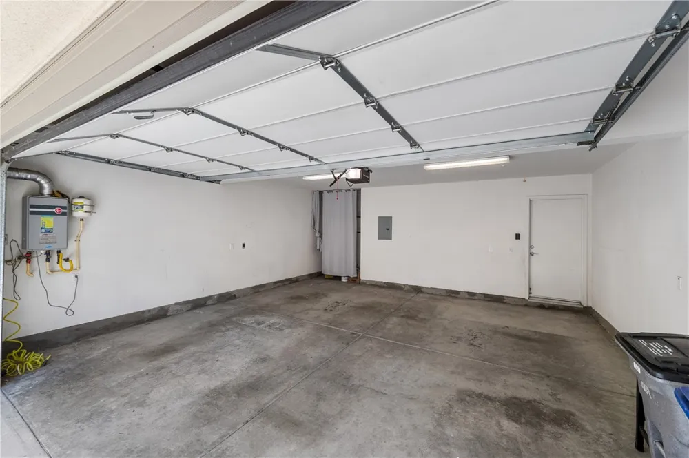 664 Colorado Circle Carson, CA 90745