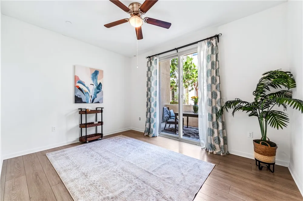 664 Colorado Circle Carson, CA 90745