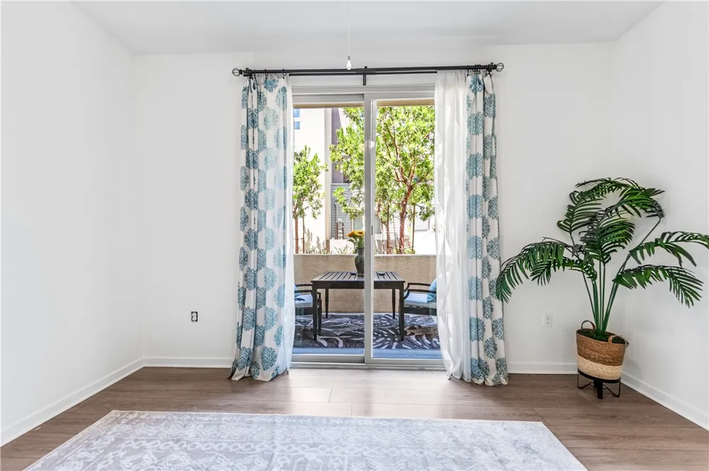 664 Colorado Circle Carson, CA 90745