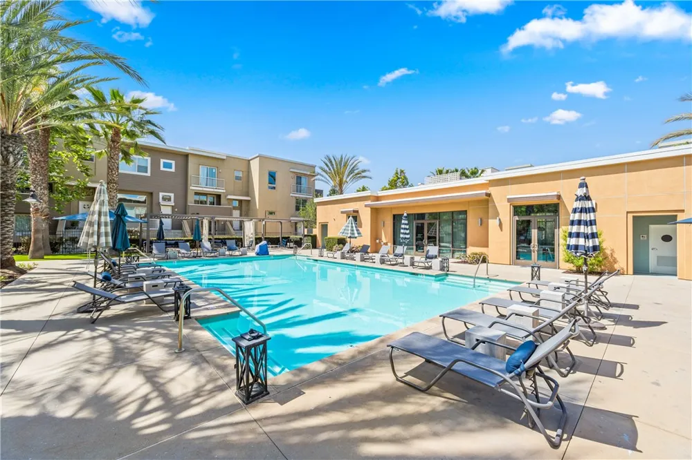 664 Colorado Circle Carson, CA 90745