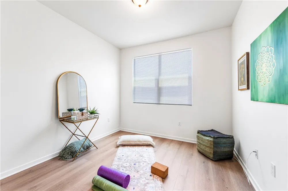 664 Colorado Circle Carson, CA 90745