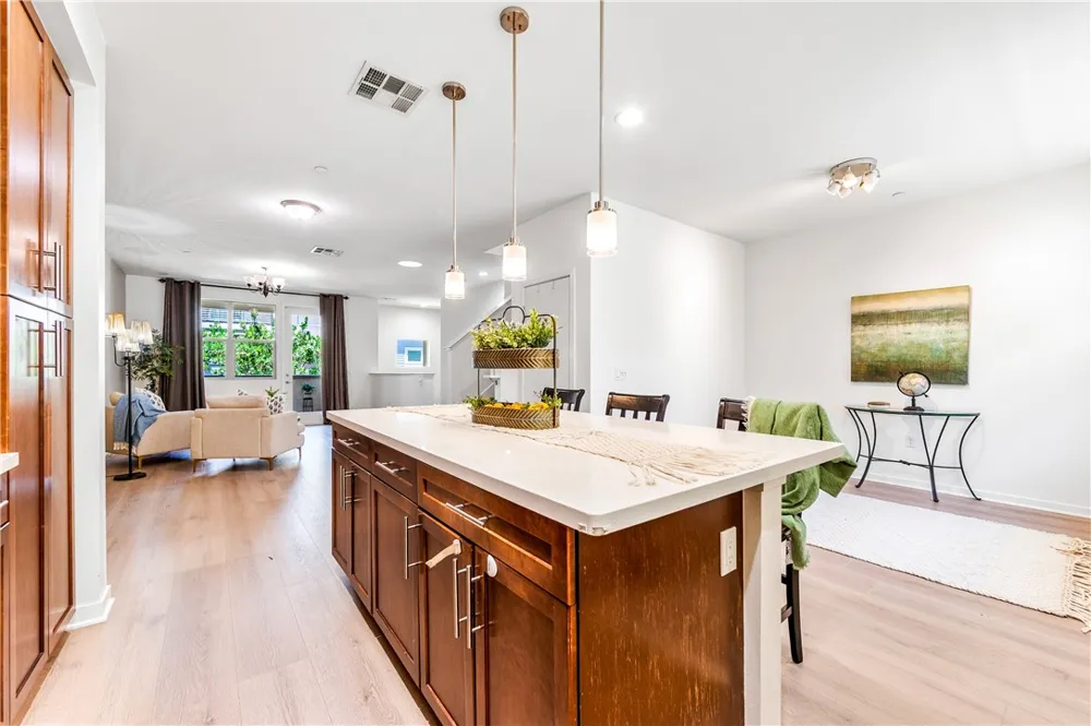664 Colorado Circle Carson, CA 90745