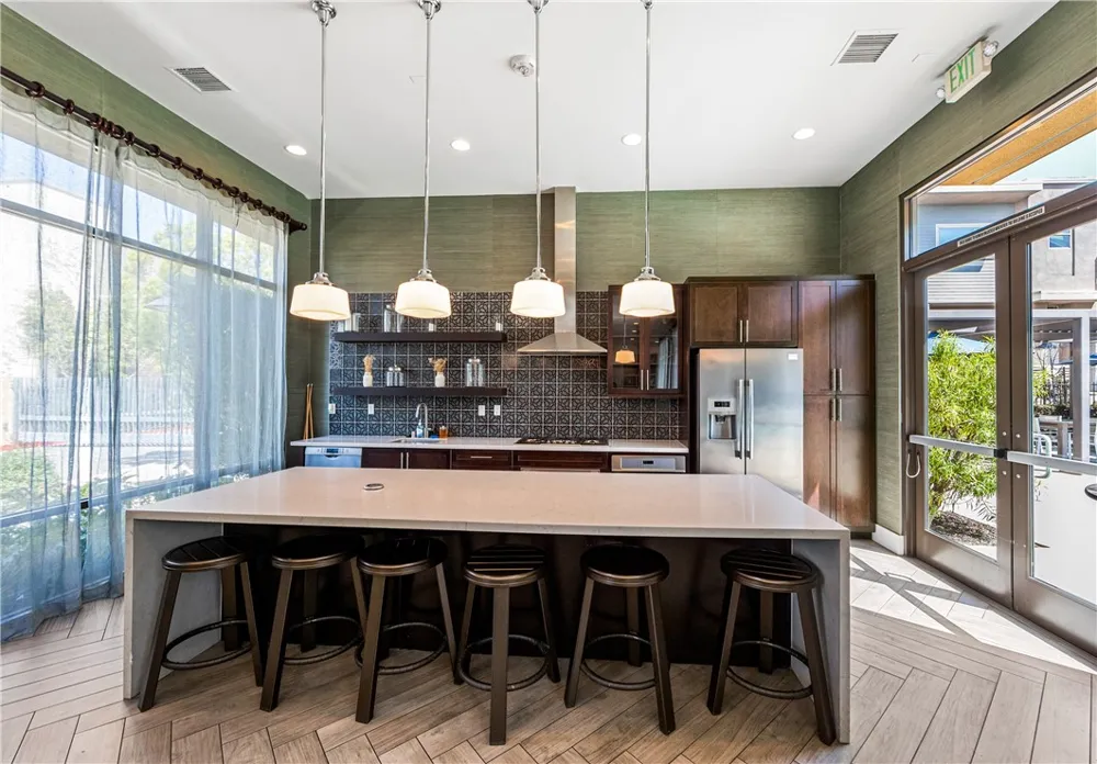 664 Colorado Circle Carson, CA 90745