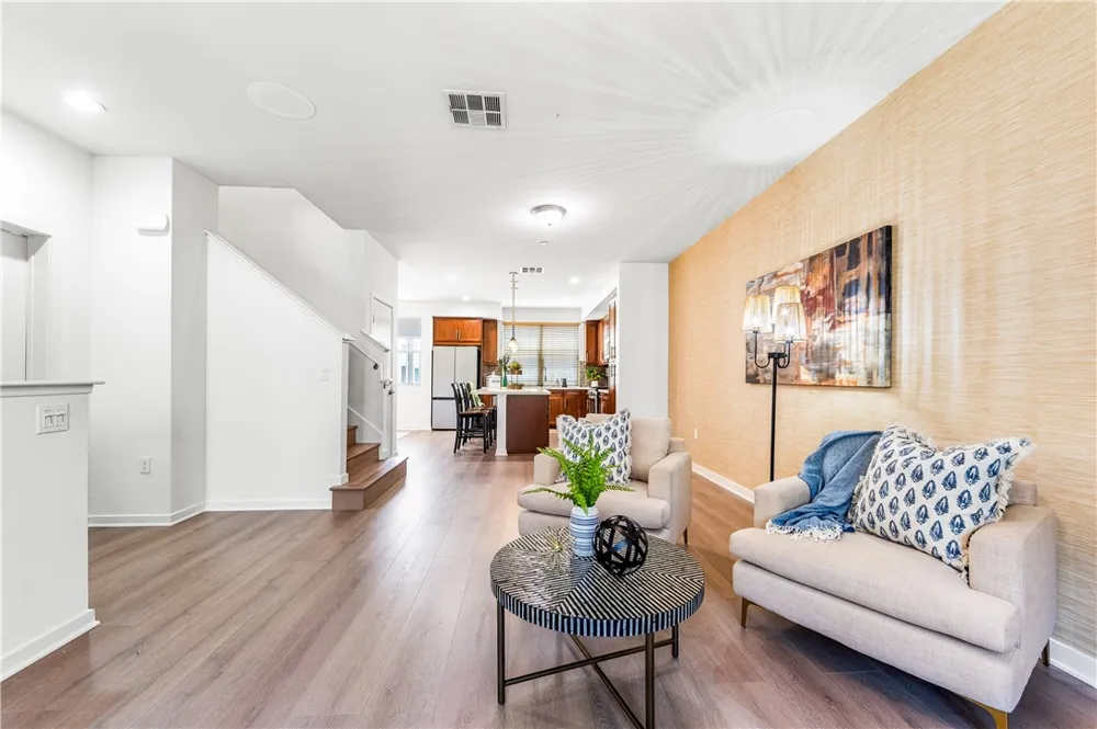 664 Colorado Circle Carson, CA 90745