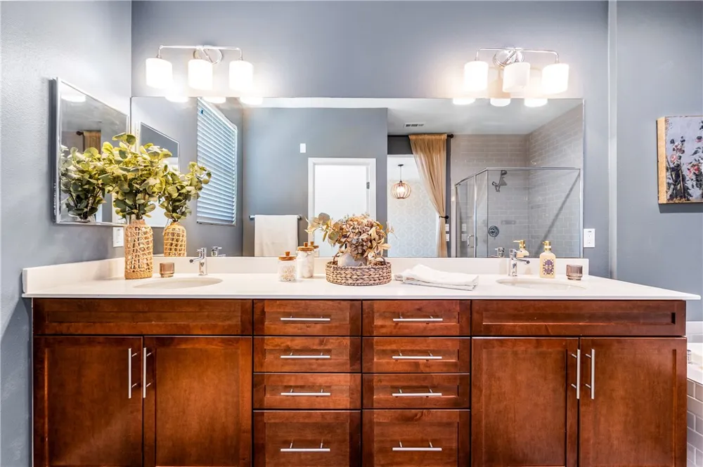 664 Colorado Circle Carson, CA 90745