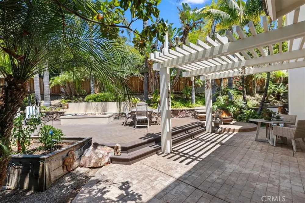 3759 Sage Canyon Drive Encinitas, CA 92024