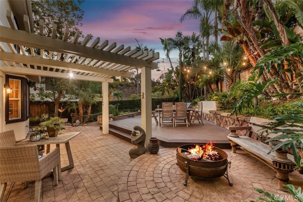 3759 Sage Canyon Drive Encinitas, CA 92024