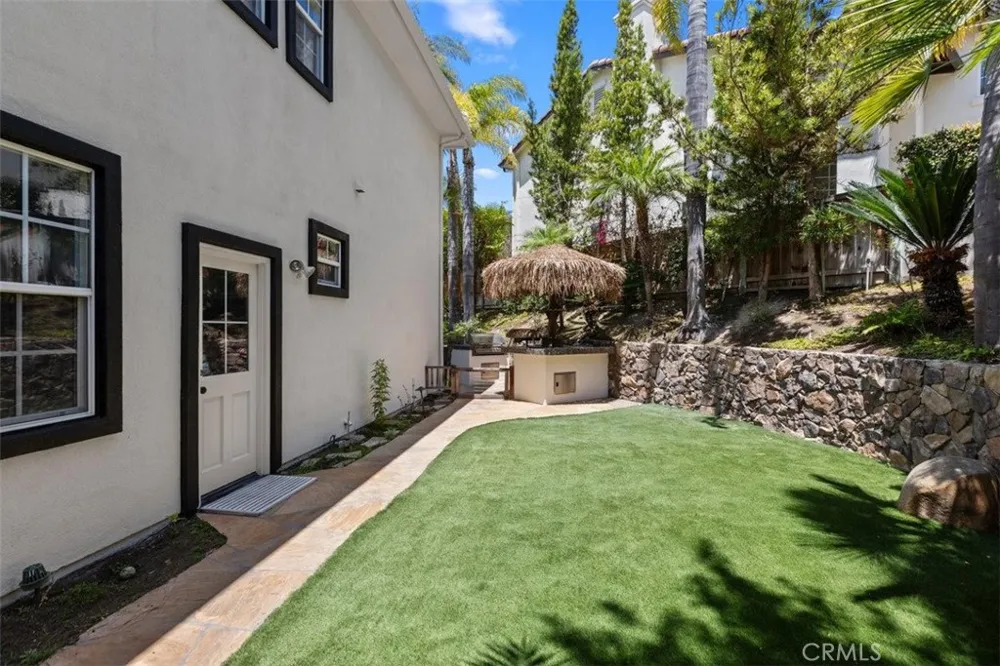 3759 Sage Canyon Drive Encinitas, CA 92024