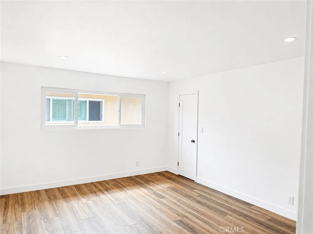 1040 El Camino #B Costa Mesa, CA 92626