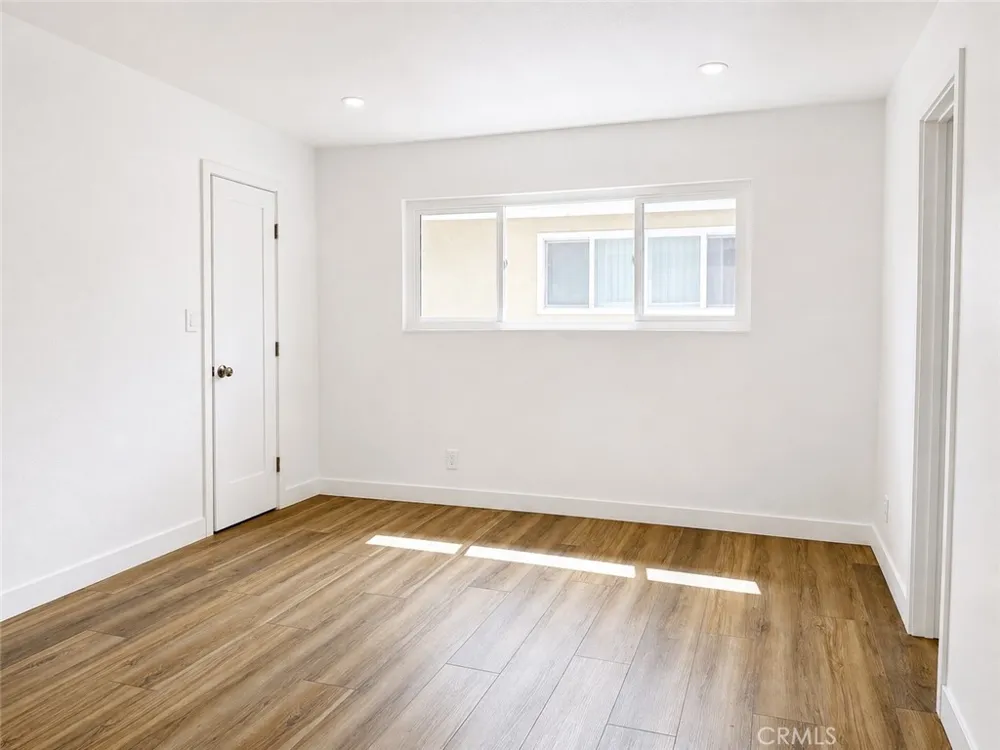 1040 El Camino #B Costa Mesa, CA 92626