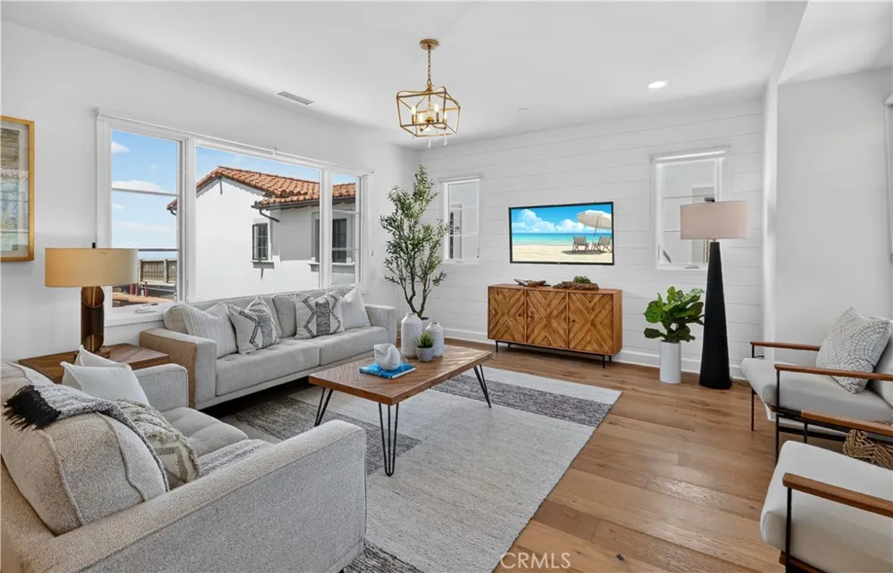 103 Via Almodovar San Clemente, CA 92672