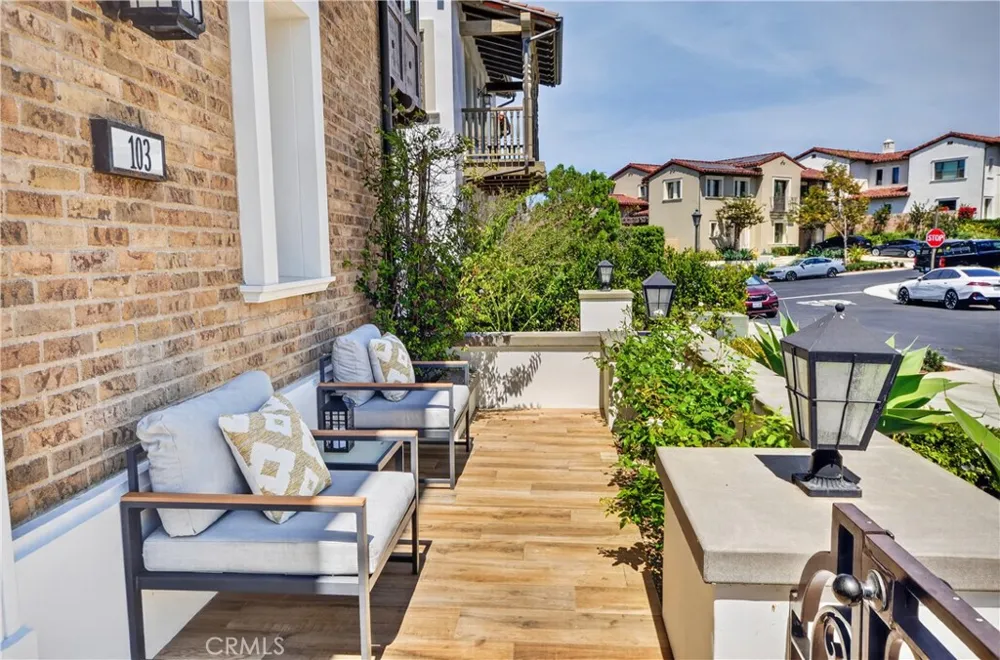 103 Via Almodovar San Clemente, CA 92672