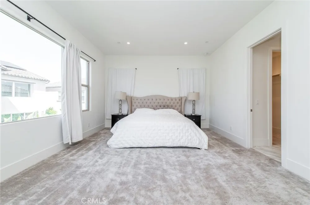 133 Hyperion Irvine, CA 92618