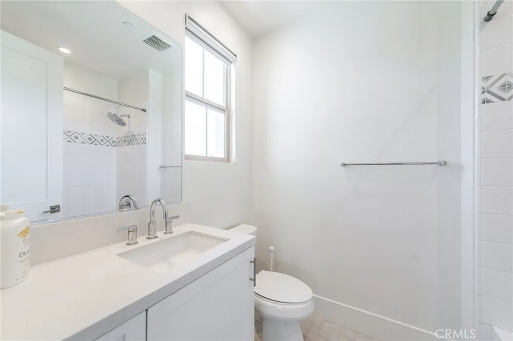 133 Hyperion Irvine, CA 92618